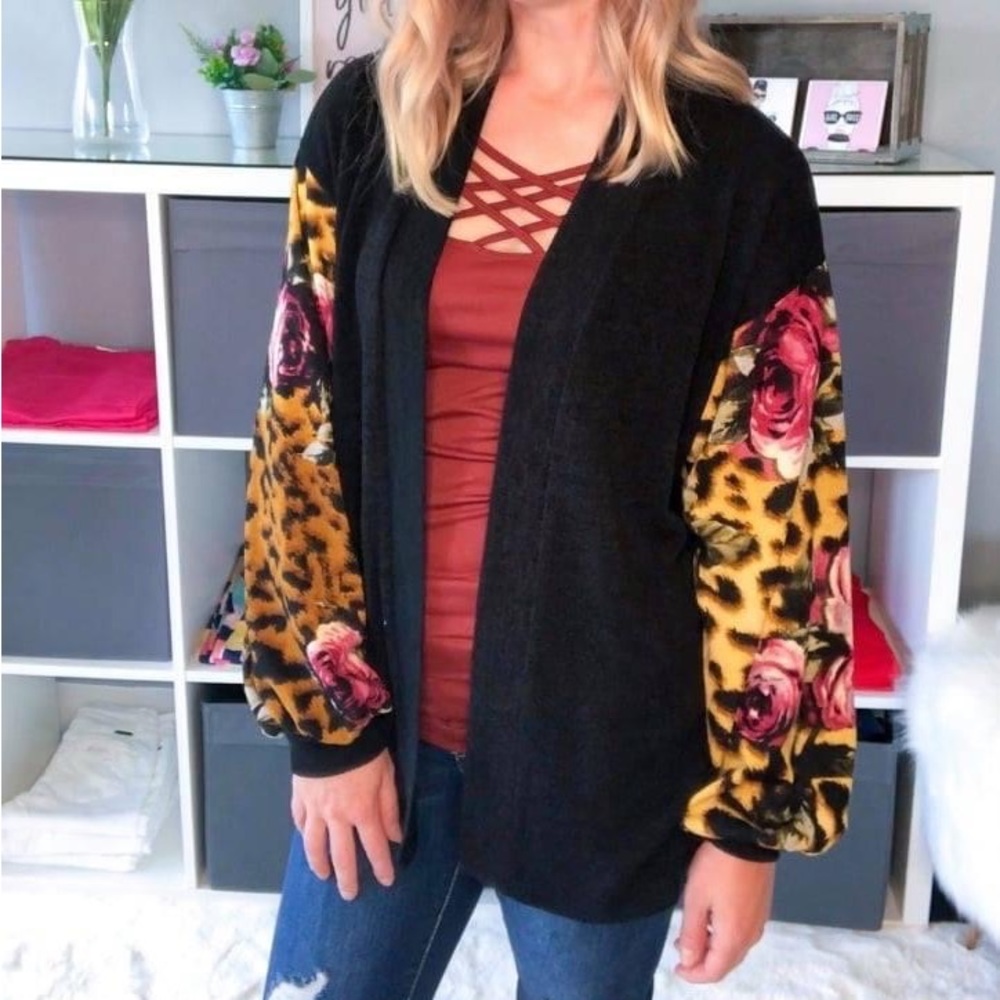Rose balloon sleeve cardigan